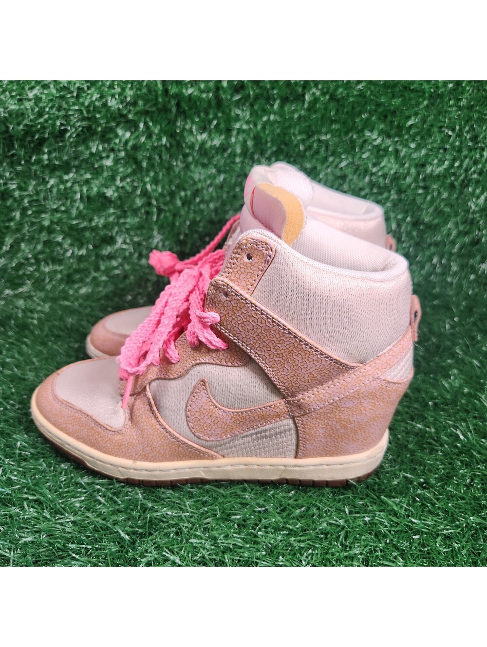 Nike Dunk Sky Hi Hidden Wedge Heel Women's 7 Sneakers Desert Sand Gum Pink